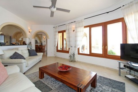 Villa zum Verkauf in Cumbre Del Sol, Alicante, Spanien 4 Schlafzimmer, 220 m2 Nr. 45478 - Foto 6