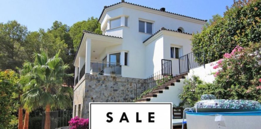 Villa in Altea, Alicante, Spanien 4 Schlafzimmer, 365 m2 Nr. 45469