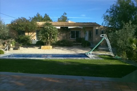 Villa zum Verkauf in Altea, Alicante, Spanien 4 Schlafzimmer, 240 m2 Nr. 44049 - Foto 2