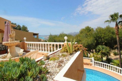 Villa zum Verkauf in Altea, Alicante, Spanien 5 Schlafzimmer, 212 m2 Nr. 41693 - Foto 2