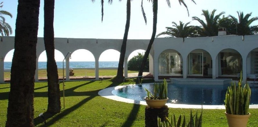 Villa in Marbella, Malaga, Spanien 6 Schlafzimmer, 700 m2 Nr. 41399