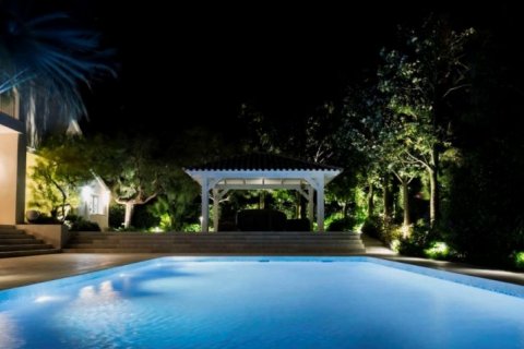 Villa zum Verkauf in Alicante, Spanien 6 Schlafzimmer, 900 m2 Nr. 43629 - Foto 5