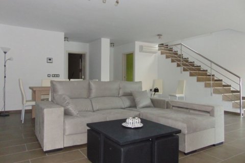 Villa zum Verkauf in Calpe, Alicante, Spanien 4 Schlafzimmer, 200 m2 Nr. 44912 - Foto 8