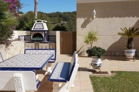 Villa zum Verkauf in Benissa, Alicante, Spanien 4 Schlafzimmer, 255 m2 Nr. 44159 - Foto 9