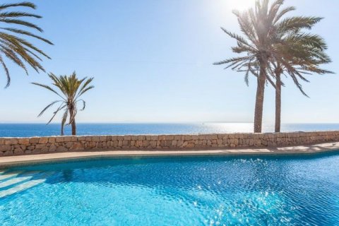 Villa zum Verkauf in Alicante, Spanien 7 Schlafzimmer, 1200 m2 Nr. 44980 - Foto 3