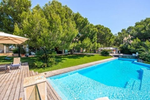 Villa zum Verkauf in Alicante, Spanien 6 Schlafzimmer, 1265 m2 Nr. 44966 - Foto 4