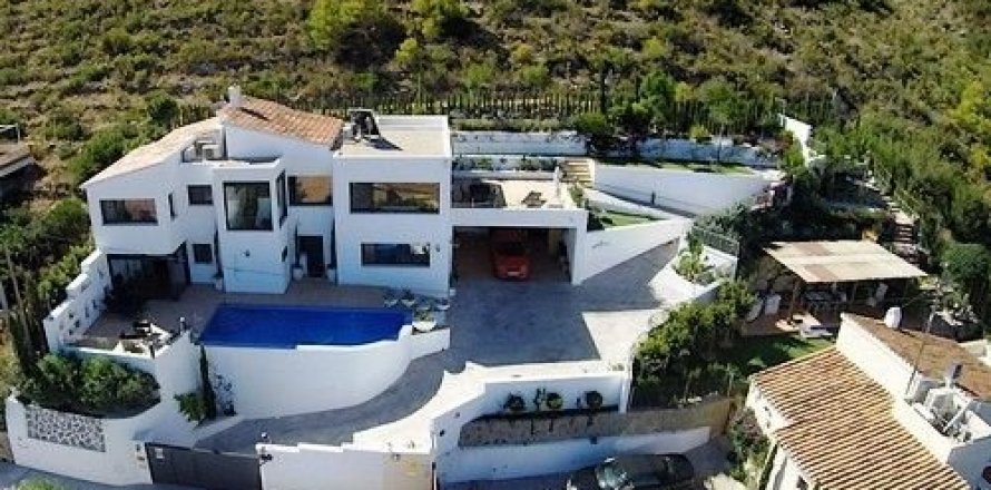 Villa in Denia, Alicante, Spanien 3 Schlafzimmer, 242 m2 Nr. 45230