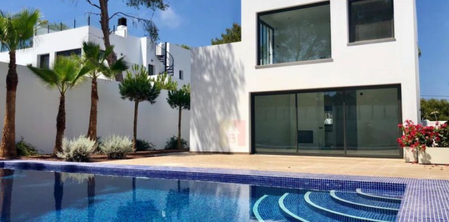 Villa in Moraira, Alicante, Spanien 3 Schlafzimmer, 403 m2 Nr. 45184