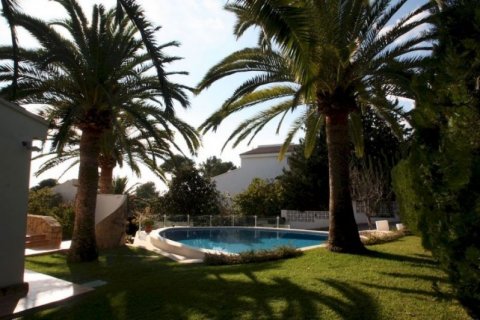 Villa zum Verkauf in Calpe, Alicante, Spanien 4 Schlafzimmer, 210 m2 Nr. 45658 - Foto 2