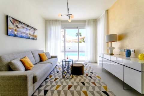 Villa zum Verkauf in Torrevieja, Alicante, Spanien 5 Schlafzimmer, 201 m2 Nr. 43285 - Foto 5