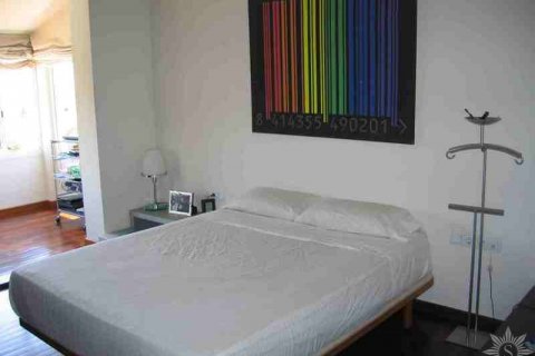 Villa zum Verkauf in Barcelona, Spanien 4 Schlafzimmer, 220 m2 Nr. 41463 - Foto 27