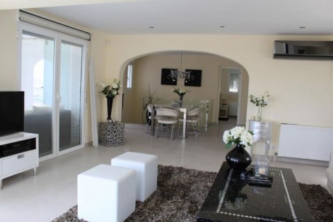 Villa zum Verkauf in Cumbre Del Sol, Alicante, Spanien 4 Schlafzimmer, 236 m2 Nr. 43958 - Foto 7