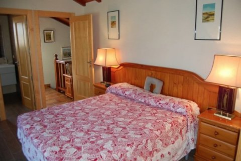 Villa zum Verkauf in Cabo Roig, Alicante, Spanien 4 Schlafzimmer, 300 m2 Nr. 48023 - Foto 10