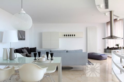 Villa zum Verkauf in Altea, Alicante, Spanien 3 Schlafzimmer, 295 m2 Nr. 49992 - Foto 2