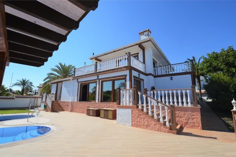 Villa zum Verkauf in Playa Flamenca II, Alicante, Spanien 7 Schlafzimmer, 500 m2 Nr. 50845 - Foto 3