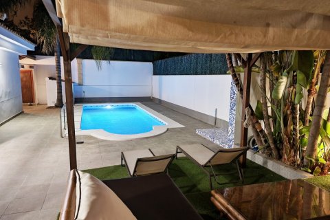 Villa zum Verkauf in Rincon De Loix, Alicante, Spanien 6 Schlafzimmer, 500 m2 Nr. 50713 - Foto 26