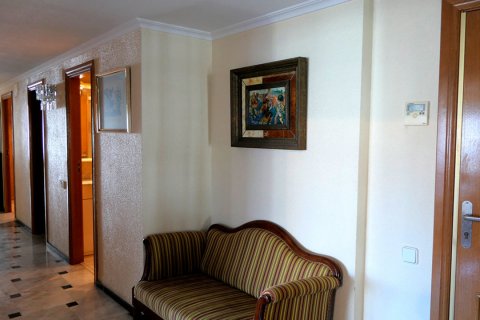 Wohnung zum Verkauf in Benidorm, Alicante, Spanien 4 Schlafzimmer, 220 m2 Nr. 50186 - Foto 6