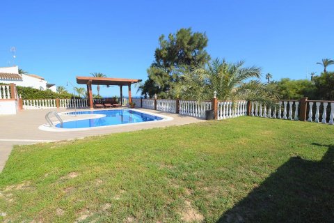 Villa zum Verkauf in Playa Flamenca II, Alicante, Spanien 7 Schlafzimmer, 500 m2 Nr. 50845 - Foto 4