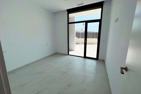 Villa zum Verkauf in Rio Park, Alicante, Spanien 3 Schlafzimmer, 987 m2 Nr. 50754 - Foto 18