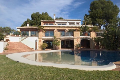 Villa zum Verkauf in Moraira, Alicante, Spanien 10 Schlafzimmer, 750 m2 Nr. 50150 - Foto 1