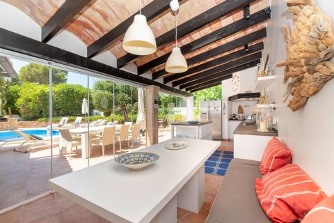 Villa zum Verkauf in Port D'andratx, Mallorca, Spanien 5 Schlafzimmer, 251 m2 Nr. 51319 - Foto 2