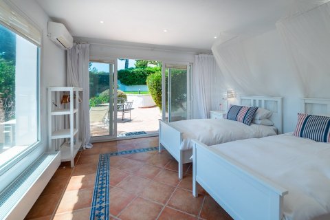 Villa zum Verkauf in Port D'andratx, Mallorca, Spanien 5 Schlafzimmer, 251 m2 Nr. 51319 - Foto 14