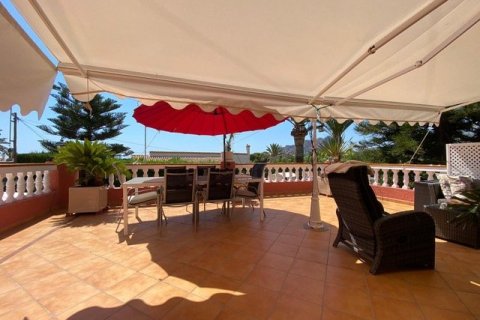 Villa zum Verkauf in Calpe, Alicante, Spanien 4 Schlafzimmer, 280 m2 Nr. 51865 - Foto 3