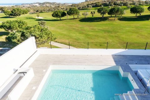 Villa zum Verkauf in Mijas Costa, Malaga, Spanien 3 Schlafzimmer, 487 m2 Nr. 53034 - Foto 4