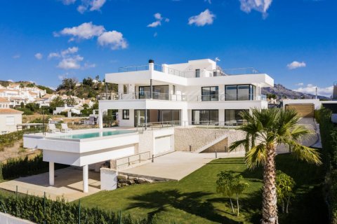 Villa zum Verkauf in Nueva Andalucia, Malaga, Spanien 4 Schlafzimmer, 749 m2 Nr. 53398 - Foto 28