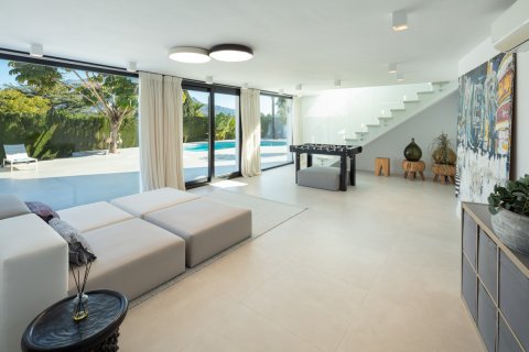 Villa zum Verkauf in Nueva Andalucia, Malaga, Spanien 4 Schlafzimmer, 350 m2 Nr. 53504 - Foto 12