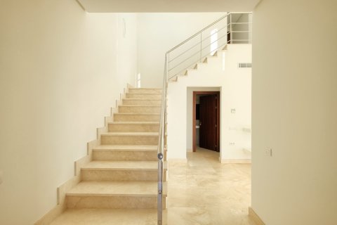 Villa zum Verkauf in Benahavis, Malaga, Spanien 4 Schlafzimmer, 288 m2 Nr. 53531 - Foto 19