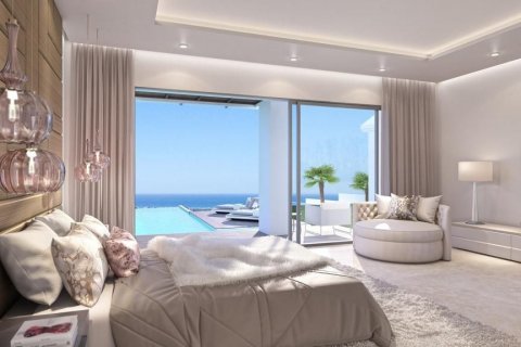 Villa zum Verkauf in Estepona, Malaga, Spanien 4 Schlafzimmer, 740 m2 Nr. 53365 - Foto 1