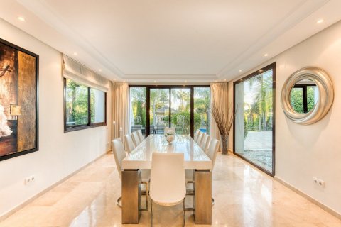 Villa zum Verkauf in Marbella Golden Mile, Malaga, Spanien 8 Schlafzimmer, 1047 m2 Nr. 53449 - Foto 3