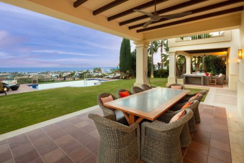 Villa zum Verkauf in Benahavis, Malaga, Spanien 5 Schlafzimmer, 530 m2 Nr. 53497 - Foto 3
