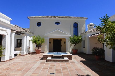 Villa zum Verkauf in Benahavis, Malaga, Spanien 6 Schlafzimmer, 950 m2 Nr. 53379 - Foto 2