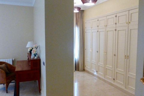 Villa zum Verkauf in Benahavis, Malaga, Spanien 6 Schlafzimmer, 950 m2 Nr. 53379 - Foto 24