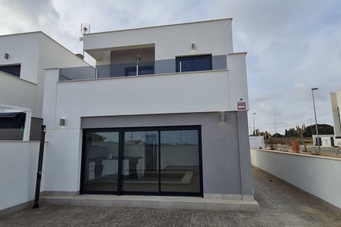 Villa zum Verkauf in La Zenia, Alicante, Spanien 3 Schlafzimmer, 97 m2 Nr. 53138 - Foto 2