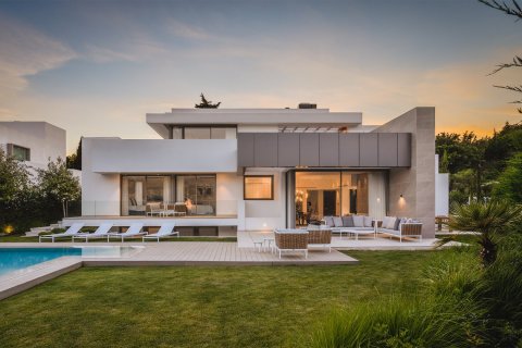 Villa zum Verkauf Estepona, Malaga, Spanien 5 Schlafzimmer, 845 m2 Nr. 53569 - Foto 23