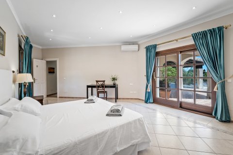 Villa zum Verkauf Cancelada, Malaga, Spanien 9 Schlafzimmer, 728 m2 Nr. 53535 - Foto 11