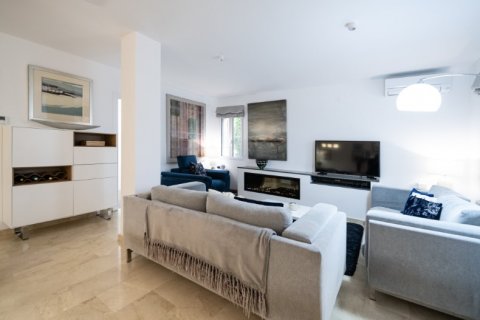 Villa zum Verkauf in Denia, Alicante, Spanien 3 Schlafzimmer, 343 m2 Nr. 55462 - Foto 2