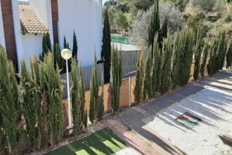 Villa zum Verkauf in Chiva, Valencia, Spanien 6 Schlafzimmer, 351 m2 Nr. 53891 - Foto 11