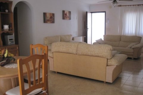 Villa zum Verkauf in Gandia, Valencia, Spanien 4 Schlafzimmer, 287 m2 Nr. 53917 - Foto 12