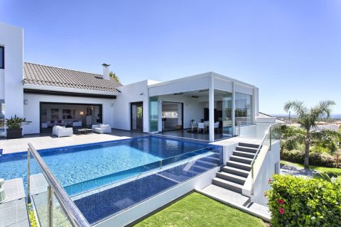 Villa zum Verkauf in Marbella, Malaga, Spanien 5 Schlafzimmer, 610 m2 Nr. 55338 - Foto 1