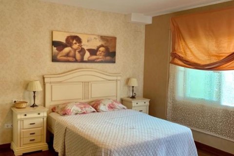 Villa zum Verkauf in Valencia, Spanien 6 Schlafzimmer, 308 m2 Nr. 53872 - Foto 11