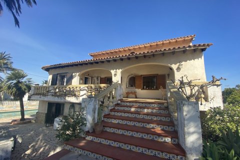 Villa zum Verkauf in Denia, Alicante, Spanien 4 Schlafzimmer, 261 m2 Nr. 53911 - Foto 6