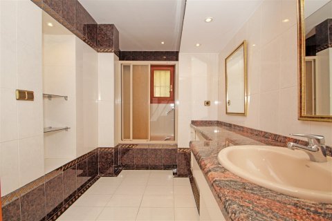 Finca zum Verkauf in Benissa, Alicante, Spanien 4 Schlafzimmer, 495 m2 Nr. 54449 - Foto 24