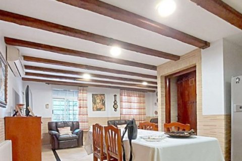 Villa zum Verkauf in Valencia, Spanien 4 Schlafzimmer, 400 m2 Nr. 53853 - Foto 20
