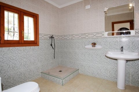 Villa zum Verkauf in Benitachell, Alicante, Spanien 5 Schlafzimmer, 186 m2 Nr. 54470 - Foto 8