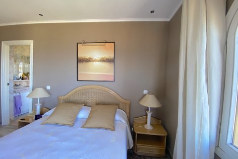 Villa zum Verkauf in Denia, Alicante, Spanien 4 Schlafzimmer, 600 m2 Nr. 53915 - Foto 25