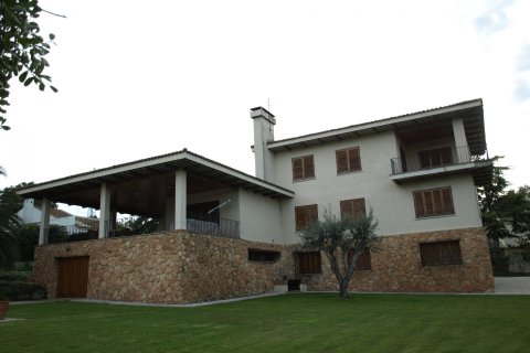 Villa zum Verkauf in Valencia, Spanien 6 Schlafzimmer, 500 m2 Nr. 53931 - Foto 1